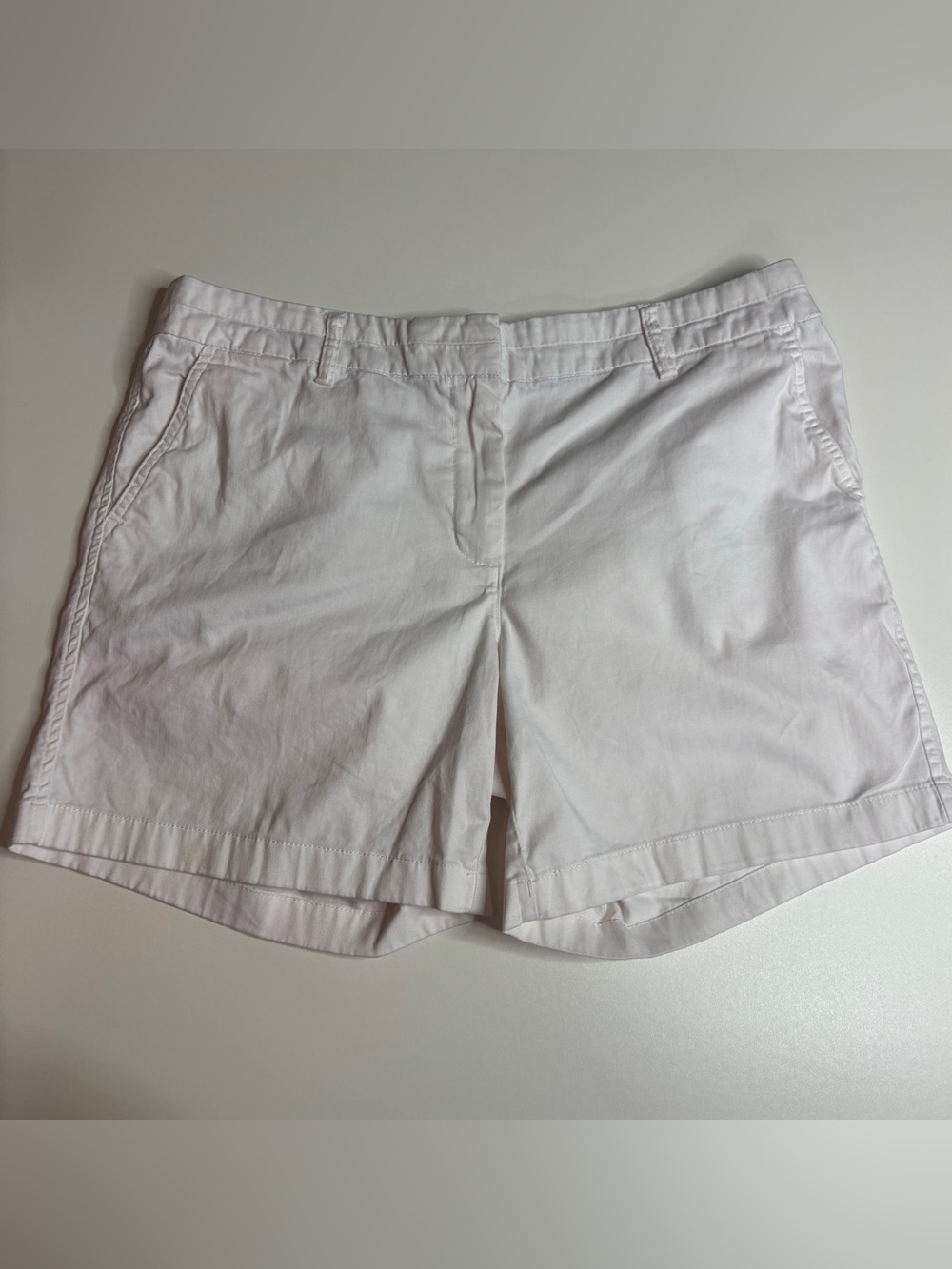 Cambridge Dry Goods White Chino Shorts Size 12 Preppy Coastal Minimalist